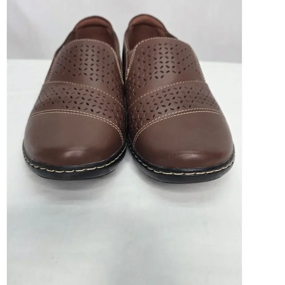 Clarks Collection Women’s Brown Perforated Slip On Comfort Loafers Size 10W